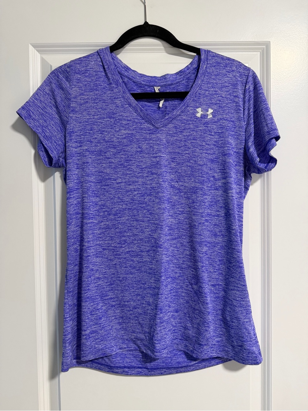 Under Armour Women’s Heathered Violet V-Neck Athletic Tee